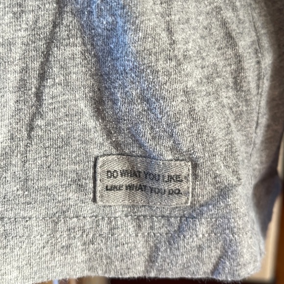Life is good “Close-Knit Friend” size small grey long sleeve tee - Picture 3 of 6
